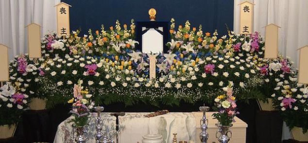 お花いっぱいの祭壇8尺（約240cm）2段