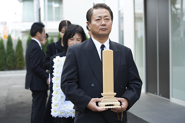 家族葬の人数目安