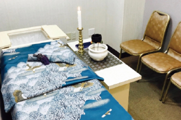 葬儀までの遺体安置方法